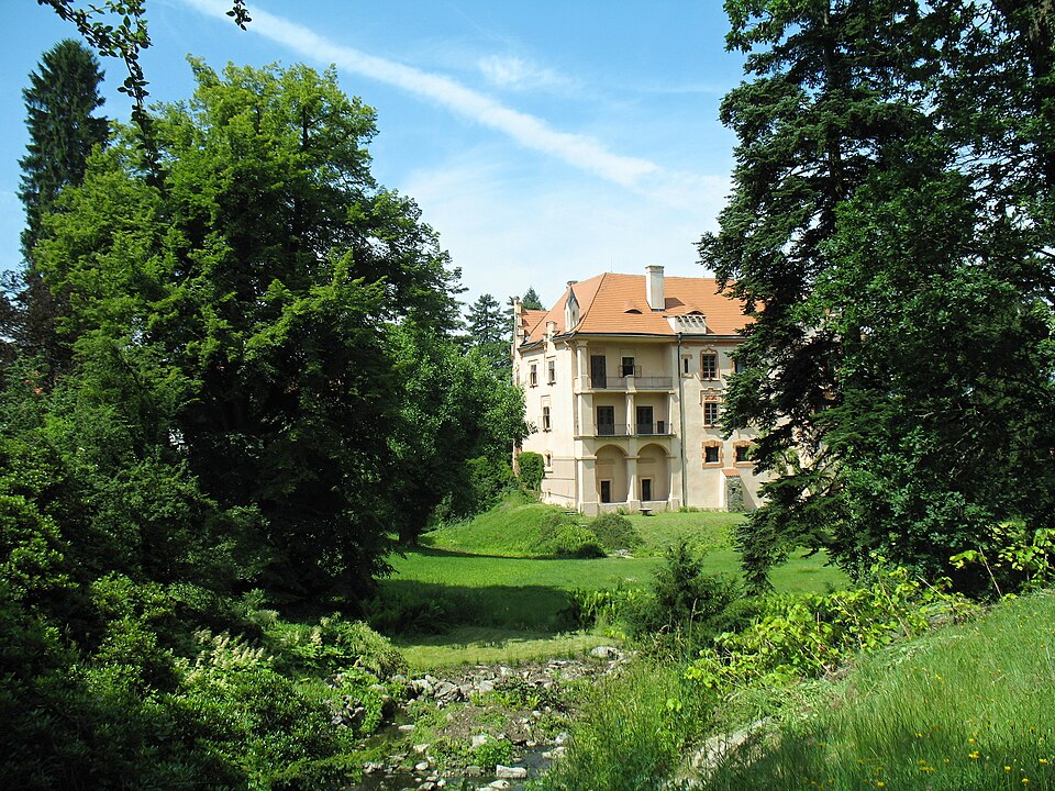 Park vo Vrchotových Janoviciach