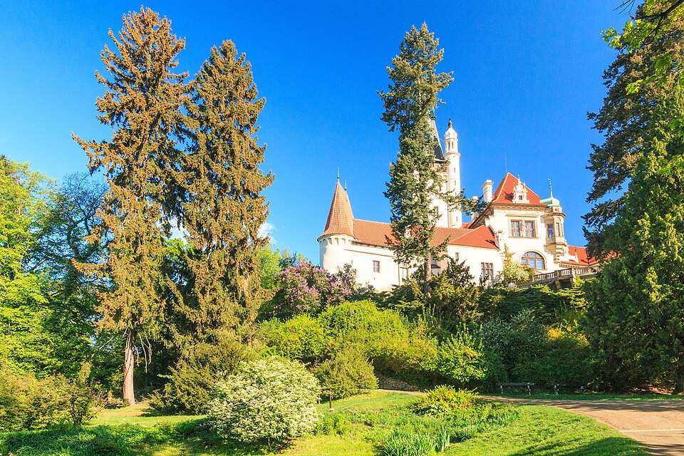 Zámok Průhonice